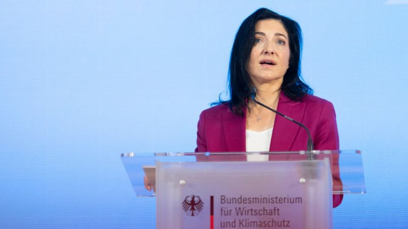 Германия: няма недостиг на самолетно гориво, но цените скачат заради войната с Иран